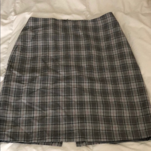 Tommy Hilfiger skirt - Picture 1 of 2